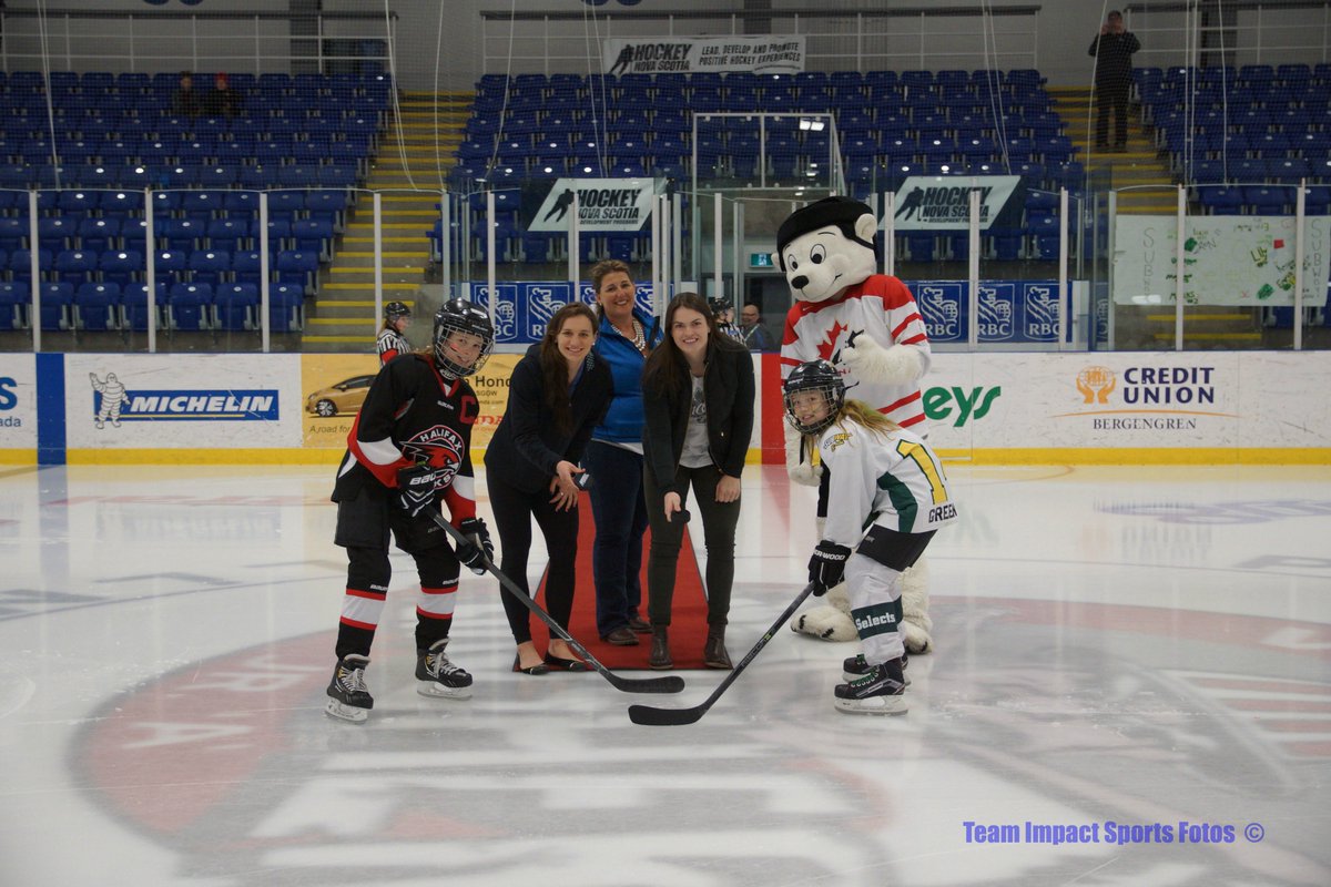 HockeyNS's tweet photo. A big thank you to @HC_Women's @jill_saulnier and @katbt617 for being a part of our #RBCDoC2016 weekend! #nsproud https://t.co/S7YQ4MxTOe