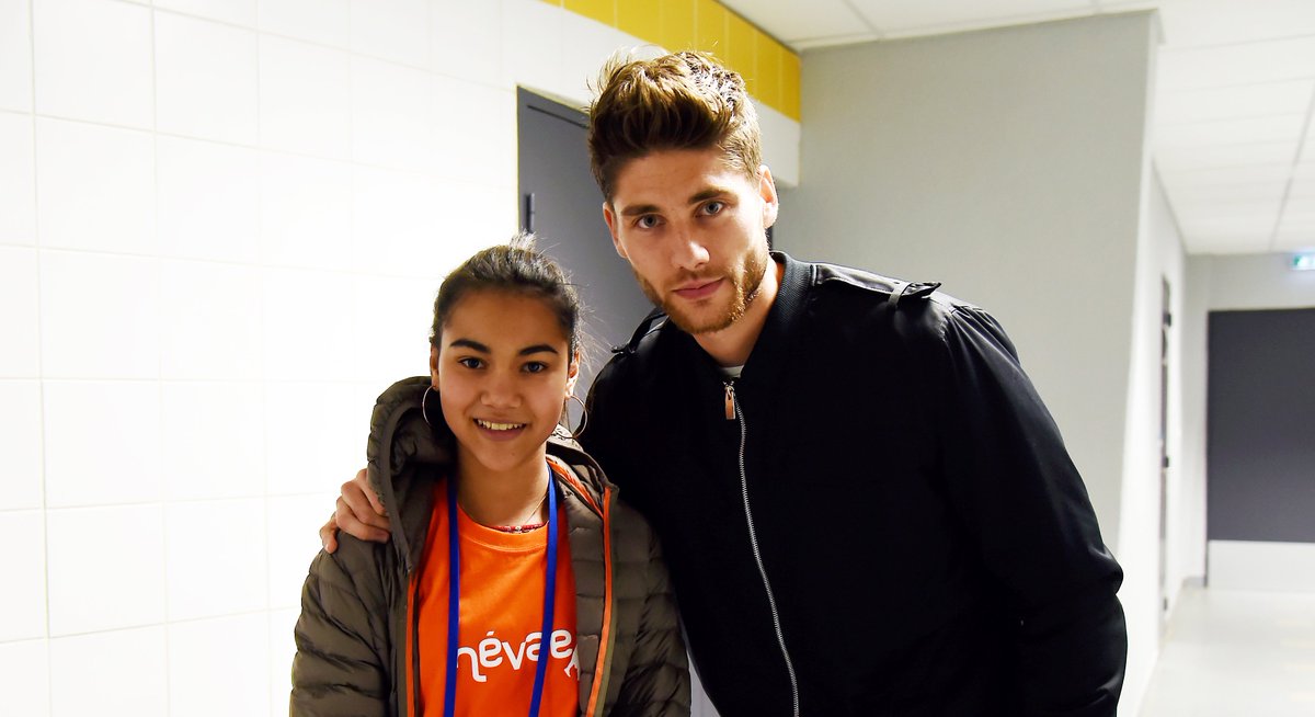 FondsOrangeBleu's tweet photo. Paul Lasne a réalisé le rêve d'Inès... Découvrez son aventure : https://t.co/fnkTAEzvJJ #HEVAE #MHSC https://t.co/1W2VWCArSO
