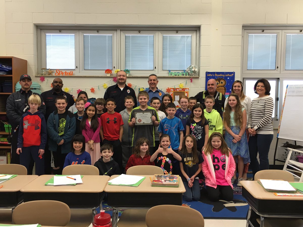 MrsCharlesWFS's tweet photo. Freehold Twp. Fire Dept. visits Miss Sabo's class to give Alex a Certificate of Courage! @wfschool @MissSaboWFS https://t.co/suGoDjWTGv