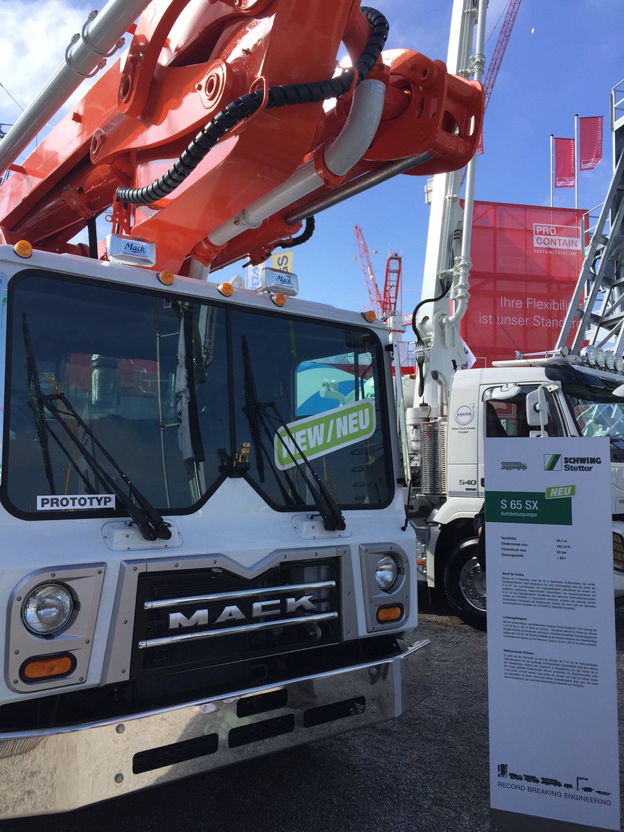 BrundageBone's tweet photo. #brundagebone #baumafair #concretepumping #schwing #65meter https://t.co/tpIPHgAP5a