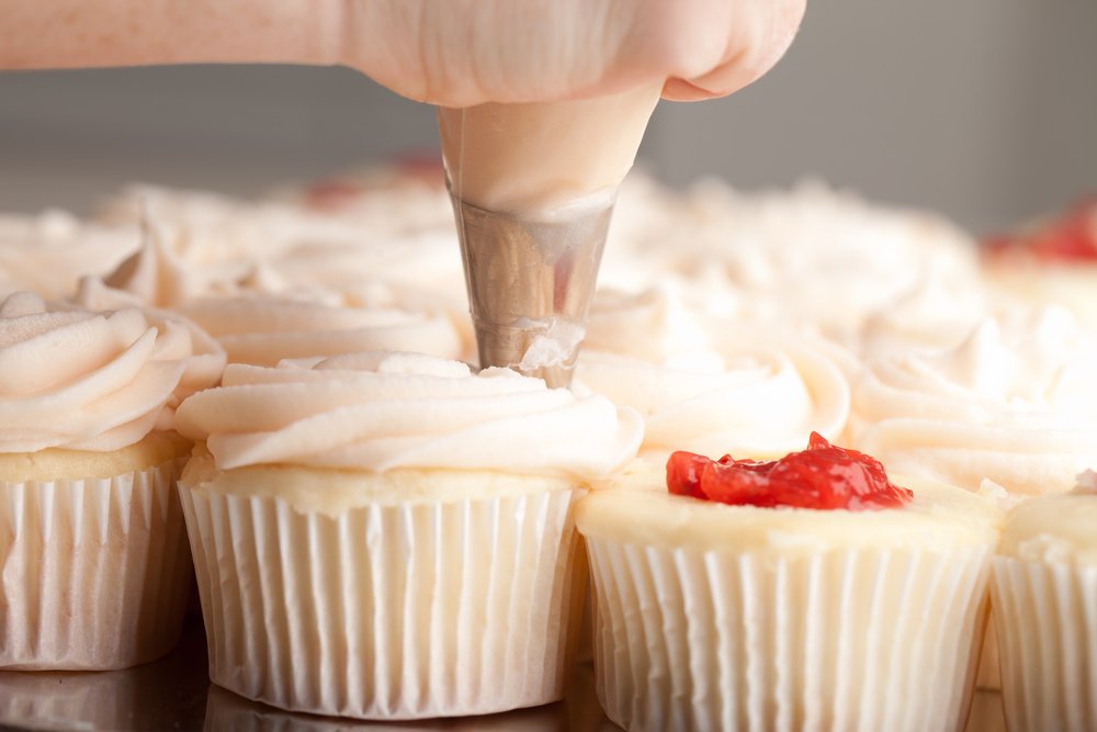 Cupcakes Are A Wonderful Thing - Bake &amp; Decorate! twib.in/l/b6eeBd5bExd #recipe #yummy