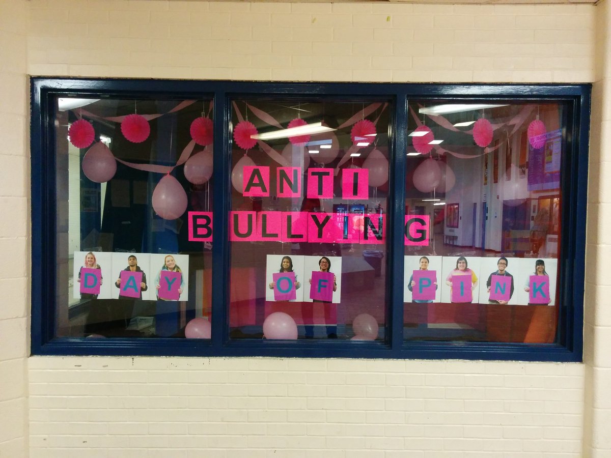 MsAmoako's tweet photo. Getting ready for #DayOfPink! Wear PINK on Tuesday and show your support @northparkssca! https://t.co/1epzFG1kex