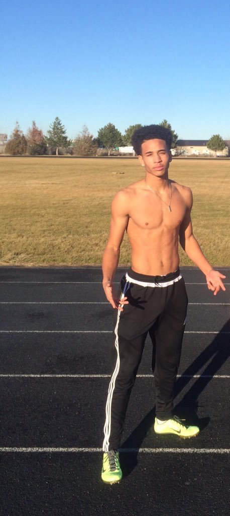 bbdaily69's tweet photo. light skin boys stay winning😍 @DomincLee https://t.co/7Zw6nGD1vS