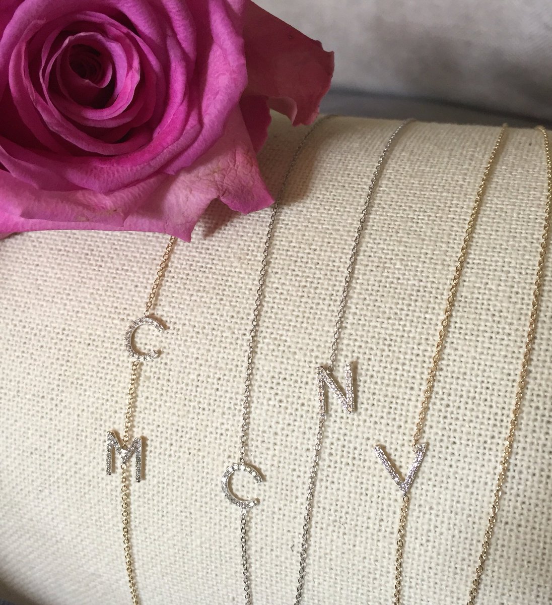 Zoelevjewelry's tweet photo. Seeing diamond letters✨ #diamondinitials #LettersbyZoe https://t.co/KDCe3s0BN6