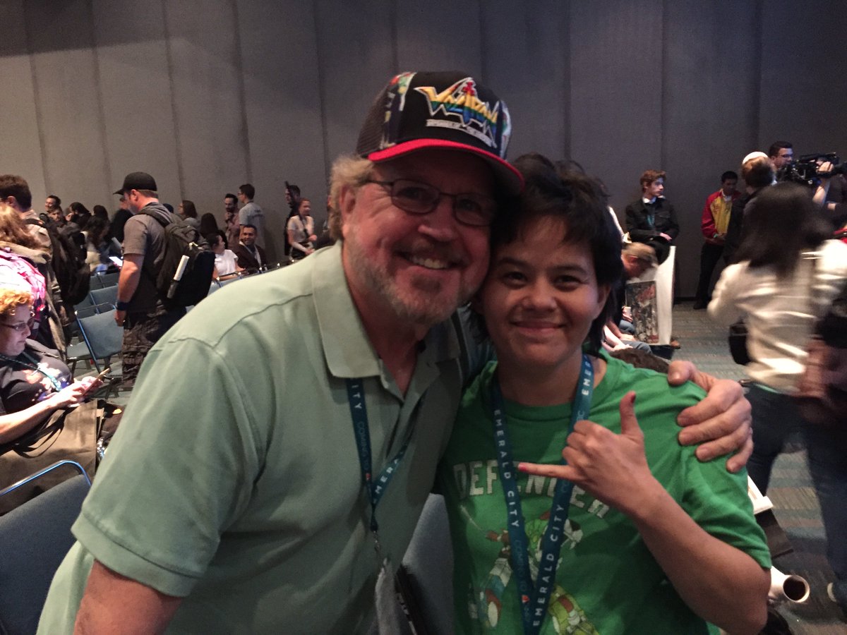 LetsVoltron's tweet photo. Hear 3 audience member reviews of the @DWAnimation #VoltronPanel @WonderCon! https://t.co/QZBYCS0mlS https://t.co/oUykrXhXTO