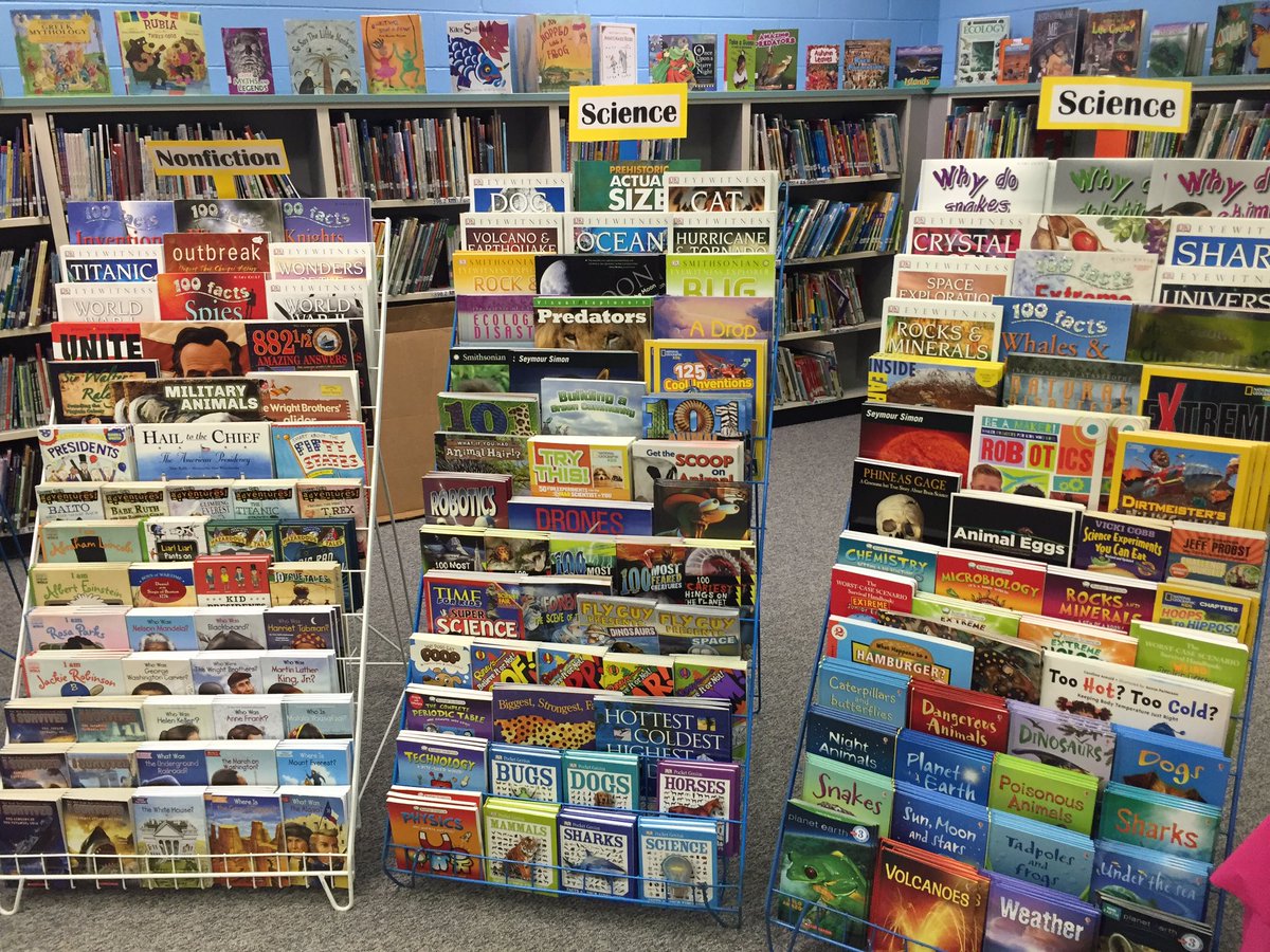 manateereads's tweet photo. The @BedfordFallsBks Book Fair is here! Please stop by the Media Center this week to browse the great selection! 😀📚 https://t.co/UdRXhKw742