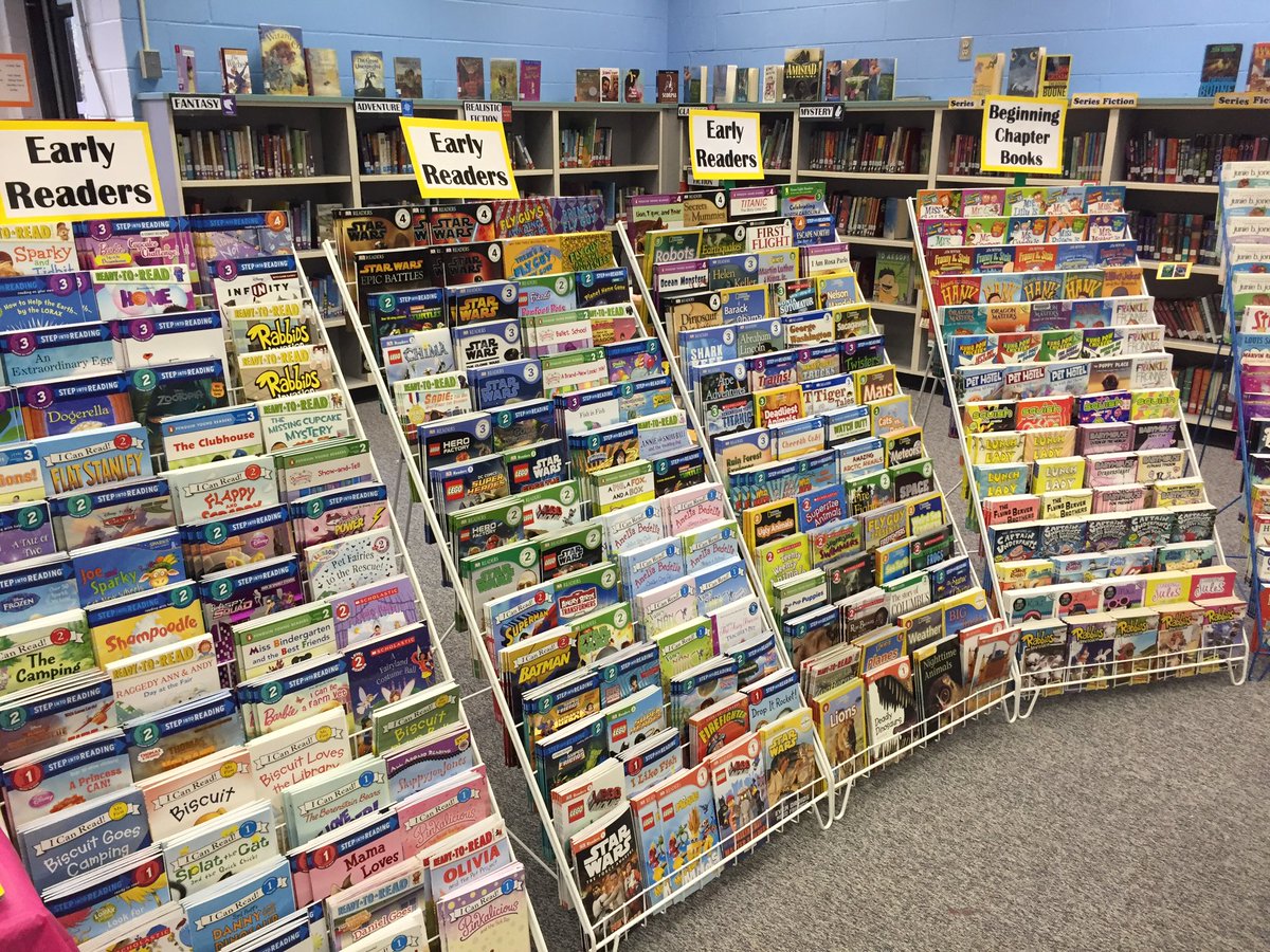 manateereads's tweet photo. The @BedfordFallsBks Book Fair is here! Please stop by the Media Center this week to browse the great selection! 😀📚 https://t.co/UdRXhKw742