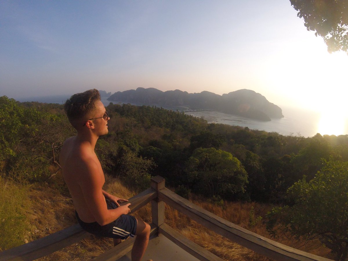 Harry_Chapman97's tweet photo. Falling in love with this place😍 https://t.co/uhE4a0wKZr