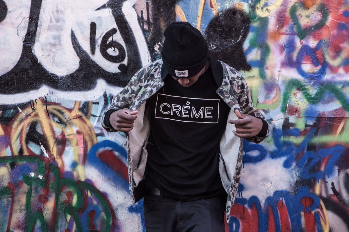 CremeChicago's tweet photo. @nobodyknowsjosi rocking our upcoming signature Tee.

Shop https://t.co/HUkC0mAck1

#cremechicago # #josigreen https://t.co/Y9TfYKSze1