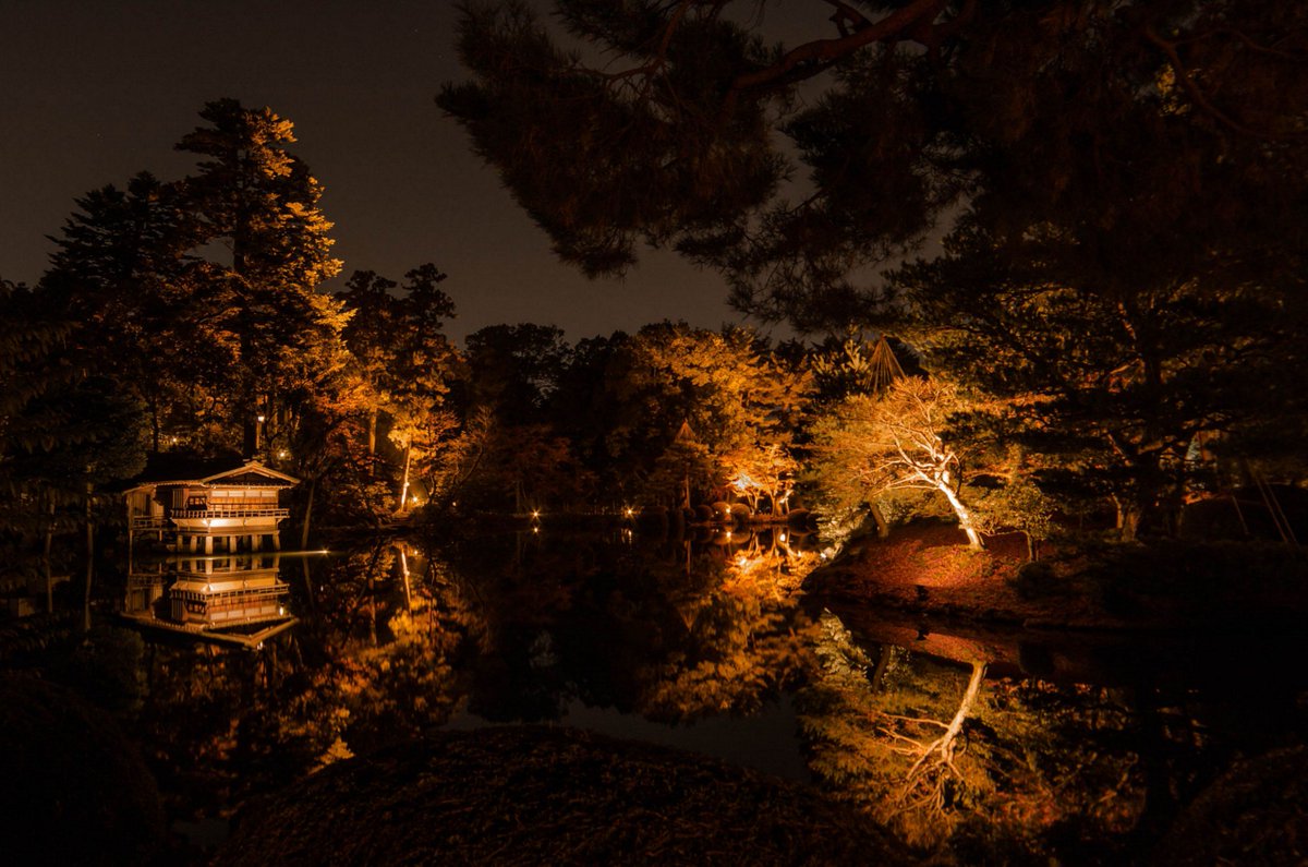 JaponEamigos's tweet photo. Cae la noche y el jardín #Kenrokuen se transforma.

500px: Tatsuo Nakagawa. https://t.co/Zw5YdiAkaw https://t.co/uEgGJL7L5p