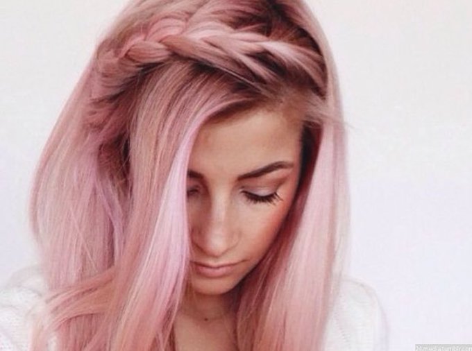 Potential options plus the brown with blonde ends https://t.co/n7tuKbIPyy<a href="/tag/mvsales"class="tags"><span>#mvsales</span></a>