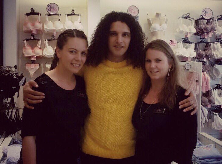 Leuke dag op het werk met ALI B 🙃👍✌🏻️💋👠 <a href="/LipsiusL/">Lydia Maas-Lipsius</a>  <a href="/regio1/">Germán Robles</a>