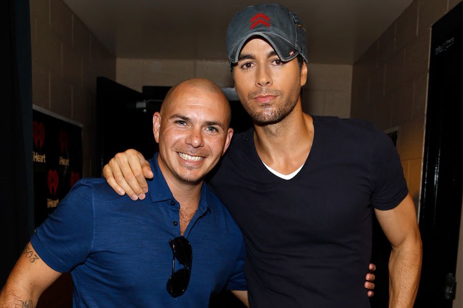 ALT_Musique's tweet photo. Pitbull &amp; Enrique Iglesias livrent un duo pour l'été "Messin Around"
Ecoutez➡https://t.co/ZdZ1PZzZDK
#ALTmusique https://t.co/6wD5UrKzwQ