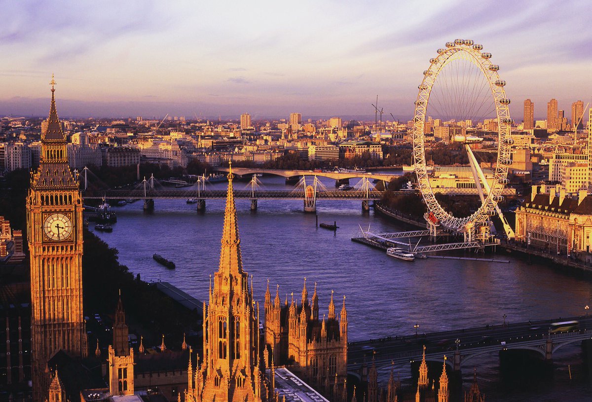 ShipMatica_Eng's tweet image. Great picture of a great city - London! 
#england  #uk #london #travelling #beauty #shopping #onlineshopping #happy