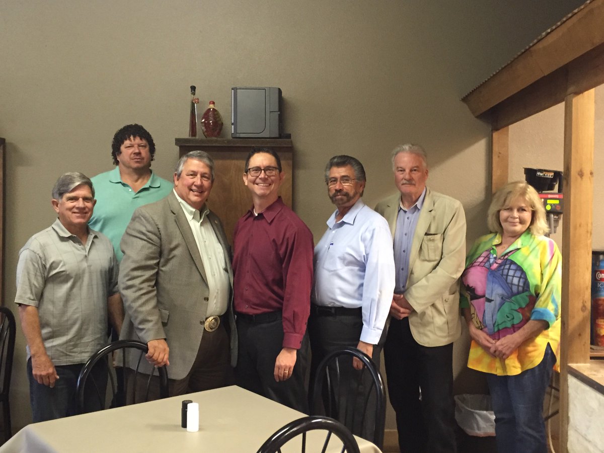 DougForTexas's tweet image. Proud to be endorsed by Bulverde Mayor Bill Krawietz. I enjoyed speaking w/ him &amp;amp; others about water issues. #TXHD73