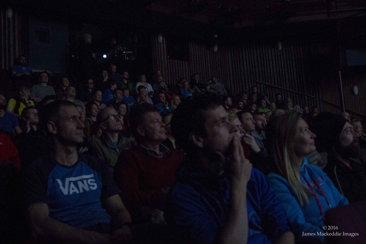 MyOutdoorsRun's tweet photo. #SalomonAdvancedWeek2016 Part 1 - #SRTV &amp; Q&amp;A at the Theatre by the Lake https://t.co/mq29eZar83 @SalomonRunning https://t.co/WcLPNgNYRM