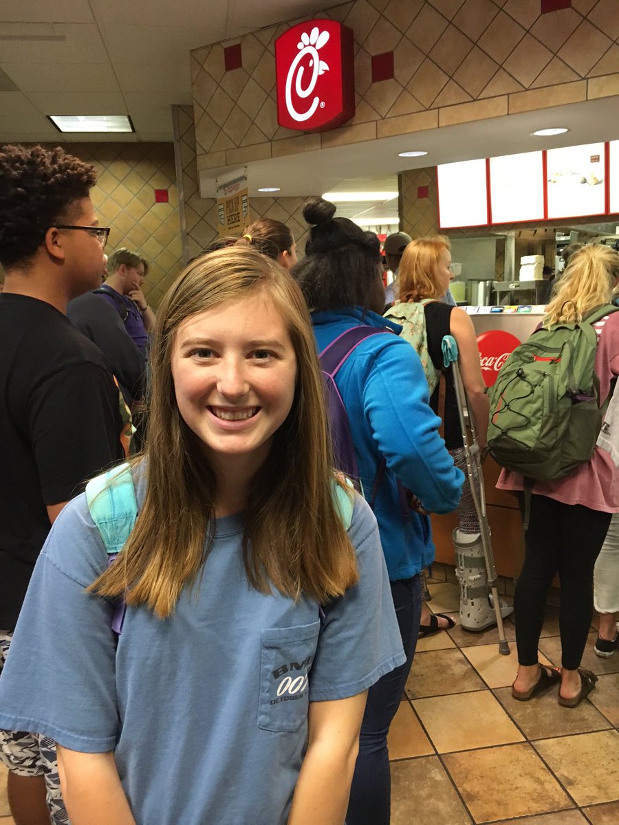 ShiraDavis08's tweet photo. Cybil Young, senior MMJ major loves eating at chick-fil-a. She eats here every Monday! #GrooverPR 🐓 https://t.co/NfjaYW2EUr