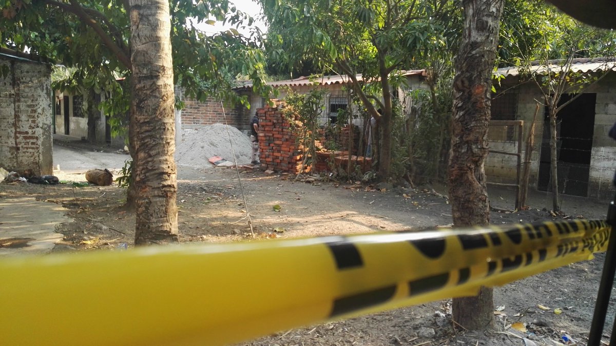 Tres pandilleros muertos al enfrentarse con autoridades en Cantón agua  Escondida, Opico. Foto/J. Funes