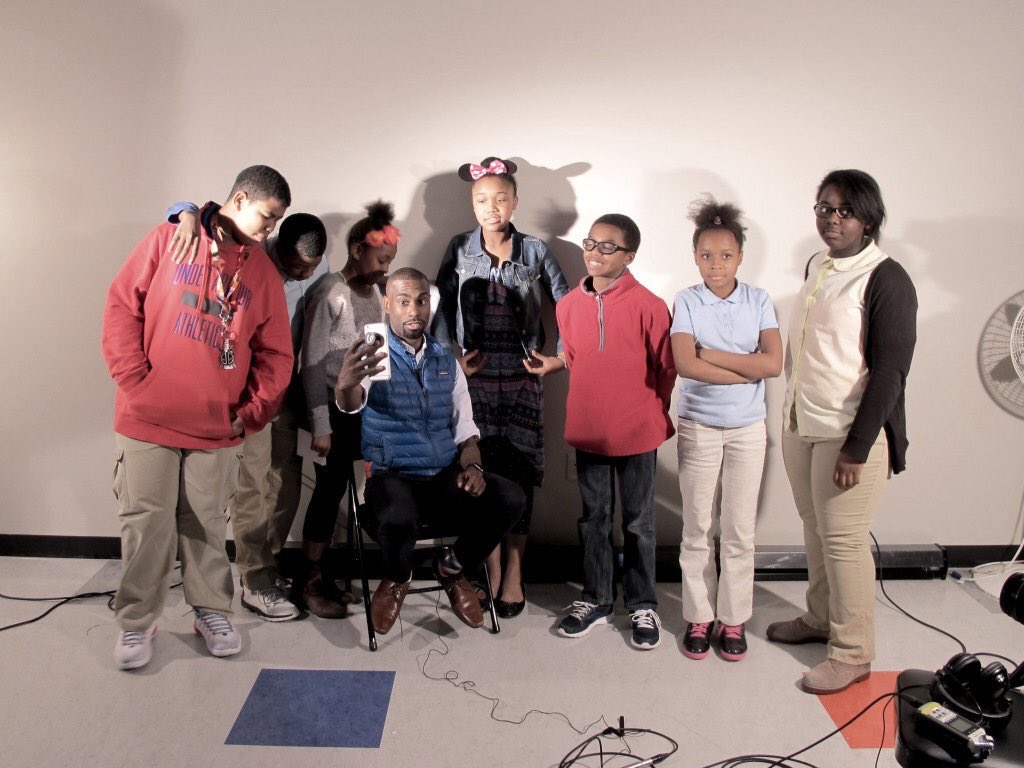 kwamerose's tweet photo. Children are smart enough to know when they're being used. The awkward look in all of their faces says it all. https://t.co/rYkc91sIHz