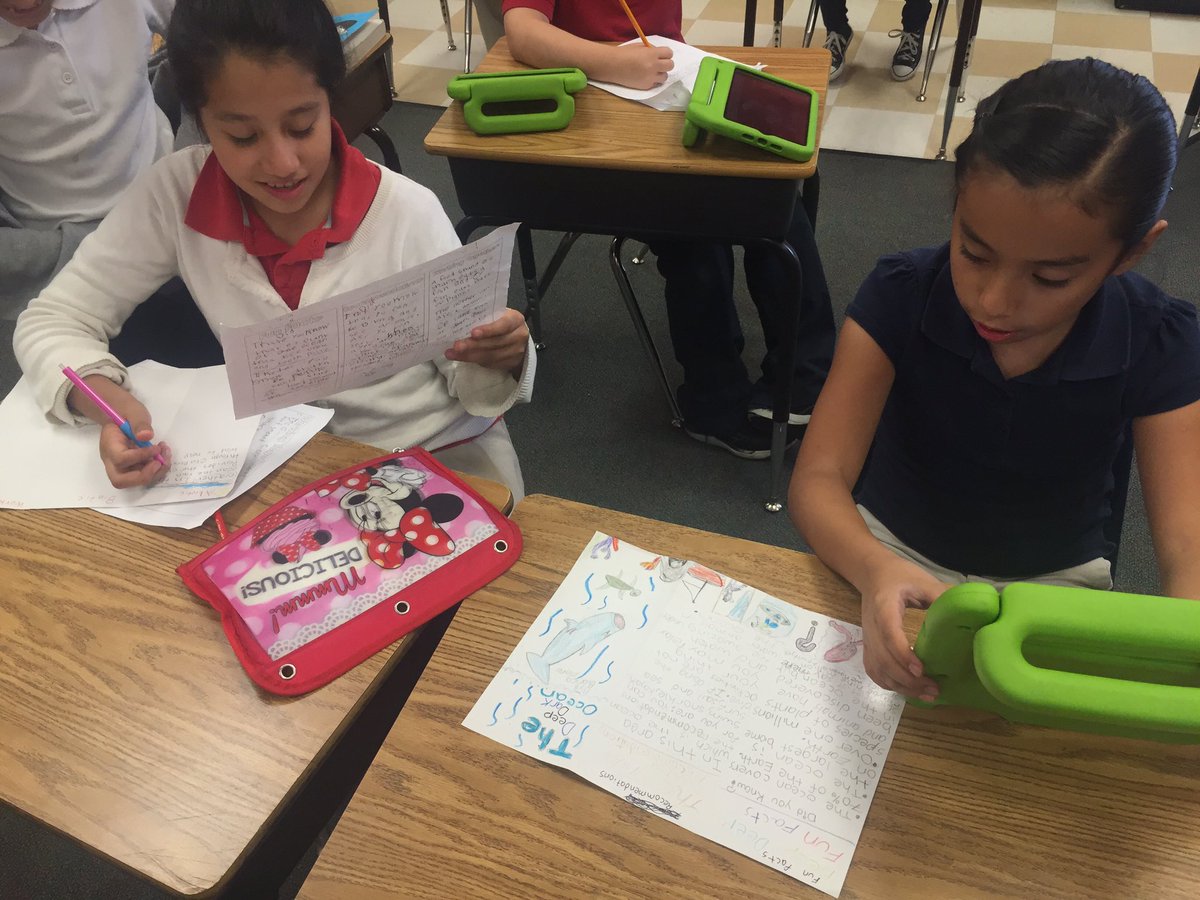 Mrs_Chavoya's tweet photo. Central students are awesome ,always working hard@CentralCFB #centralisaweome #welovescience https://t.co/zCBMypAAUG