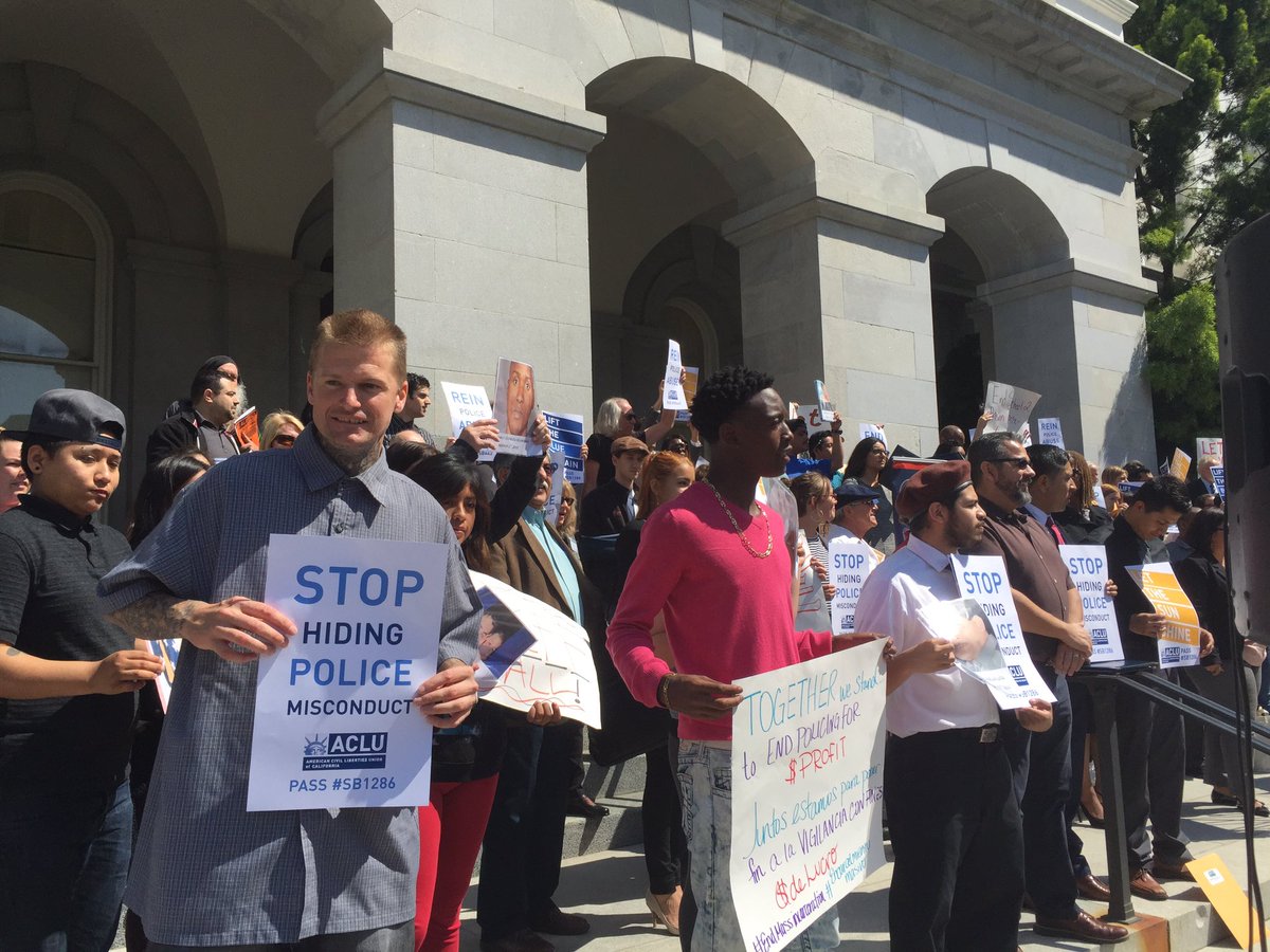 sdicACLU's tweet image. We're on the capital steps to take steps toward police transparency and accountability! #SB443 #SB1286