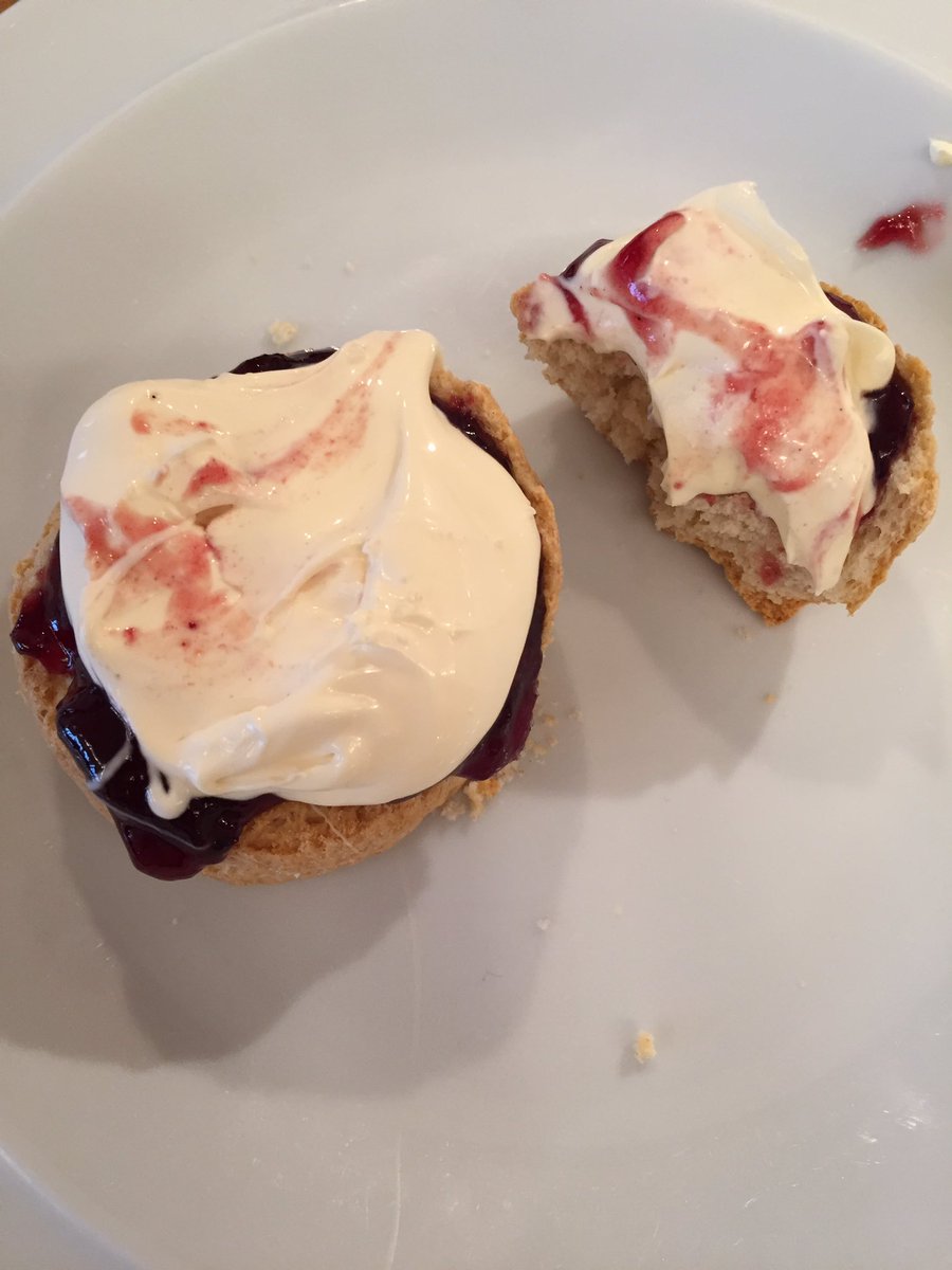 carolematthews's tweet image. Didn't go to Zumba. Lay on the sofa eating leftover scones. C : ) xx #exercisefail