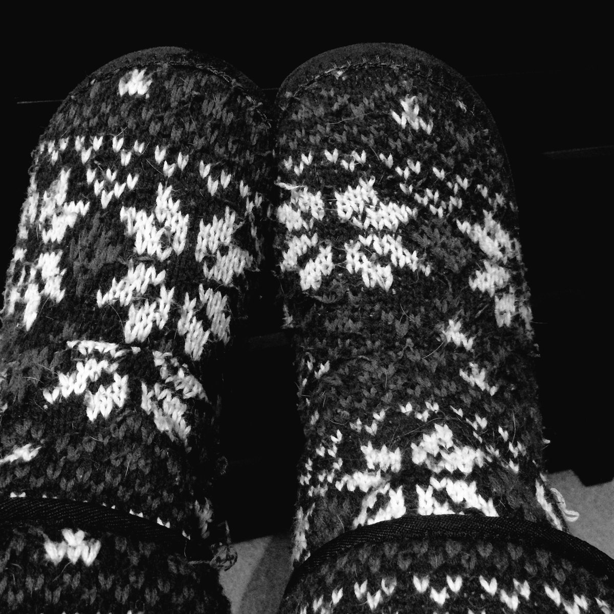 MarieMasonHall's tweet image. My super slippers!! #isitsummeryet #tweetyourfeet @GentessentialUK