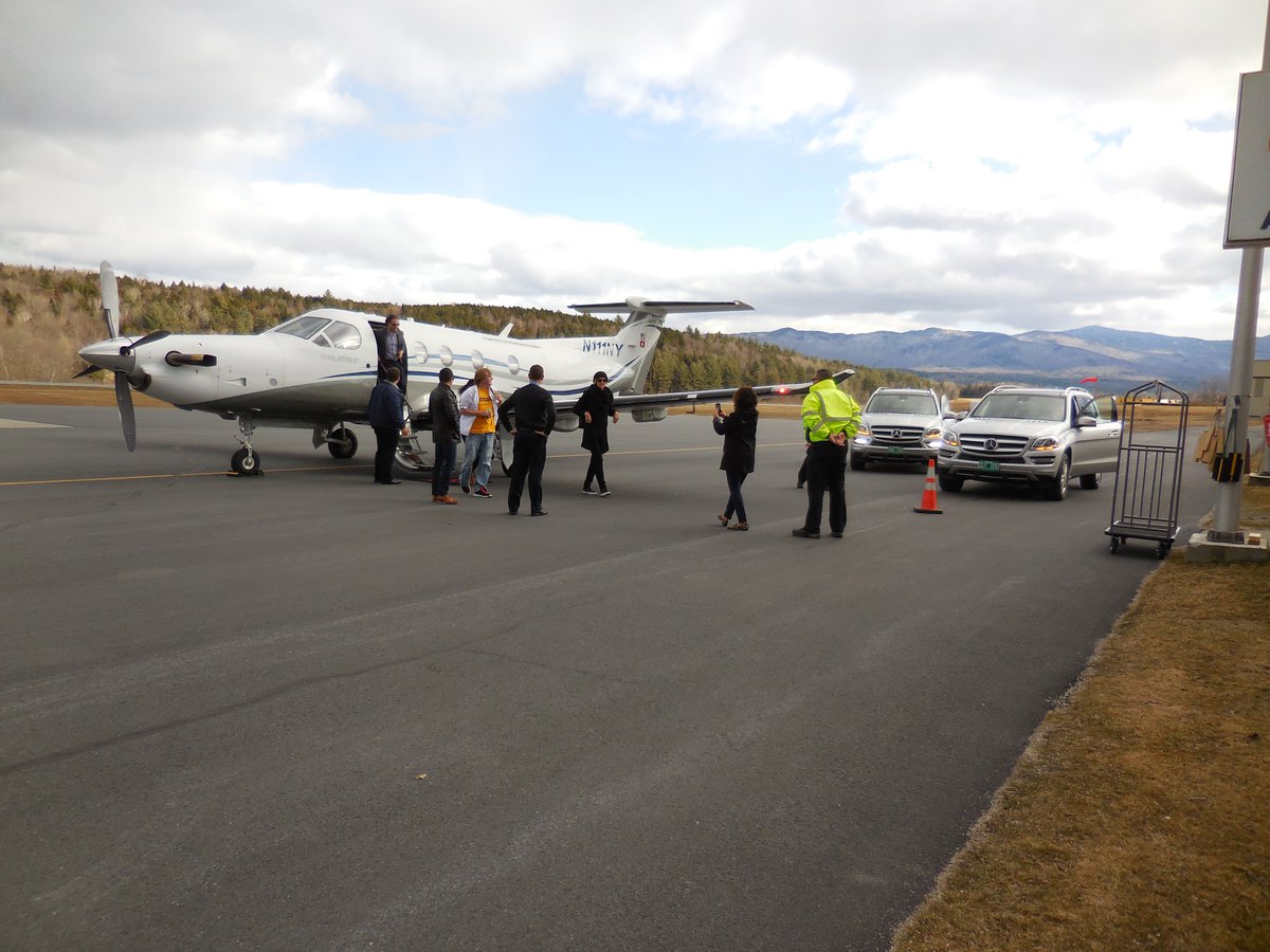 We are excited to announce that <a href="/flytradewind/">Tradewind Aviation</a> will be continuing their Stowe Shuttle. ow.ly/10x4V3