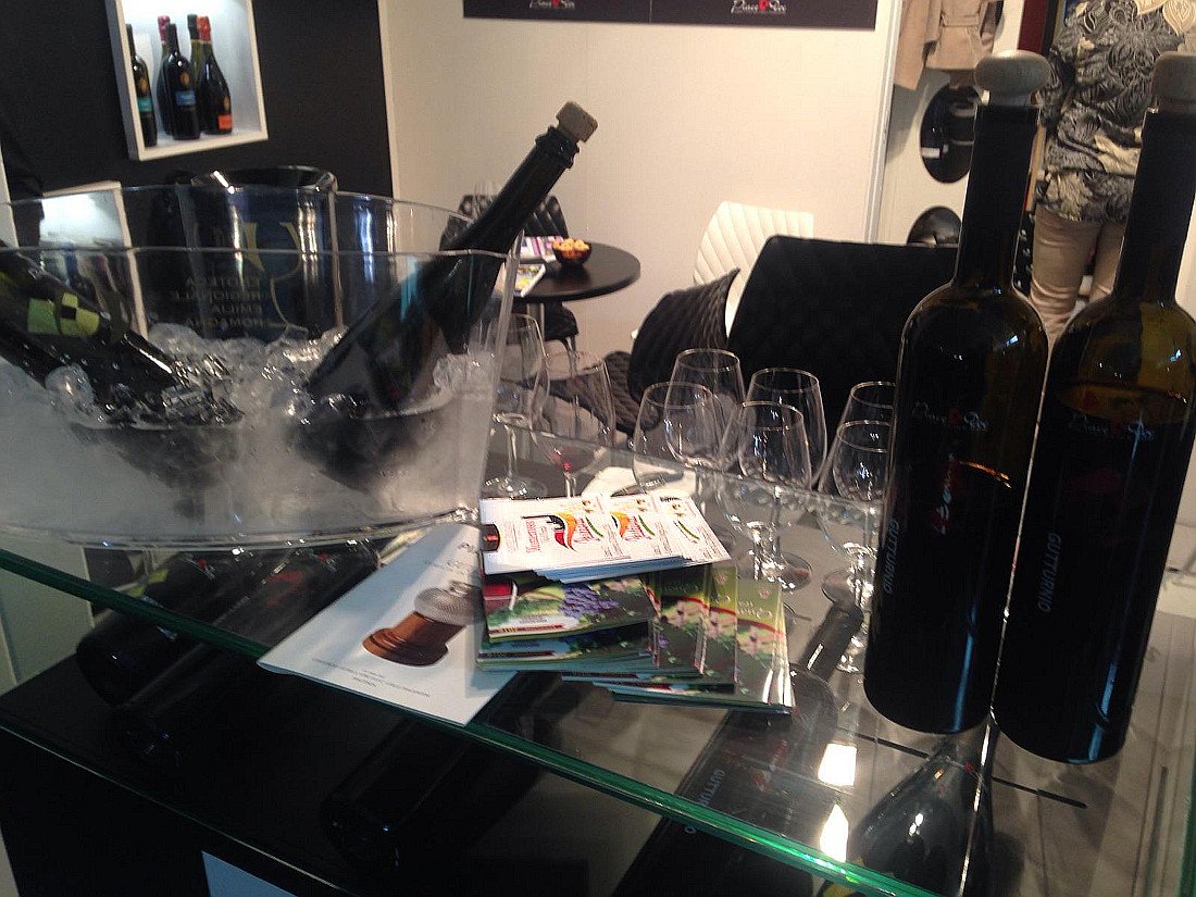 monterossova's tweet photo. #monterossofestival 21-22 maggio al #Vinitaly @turismoER @turismo_italy https://t.co/FTfW8mYcbZ