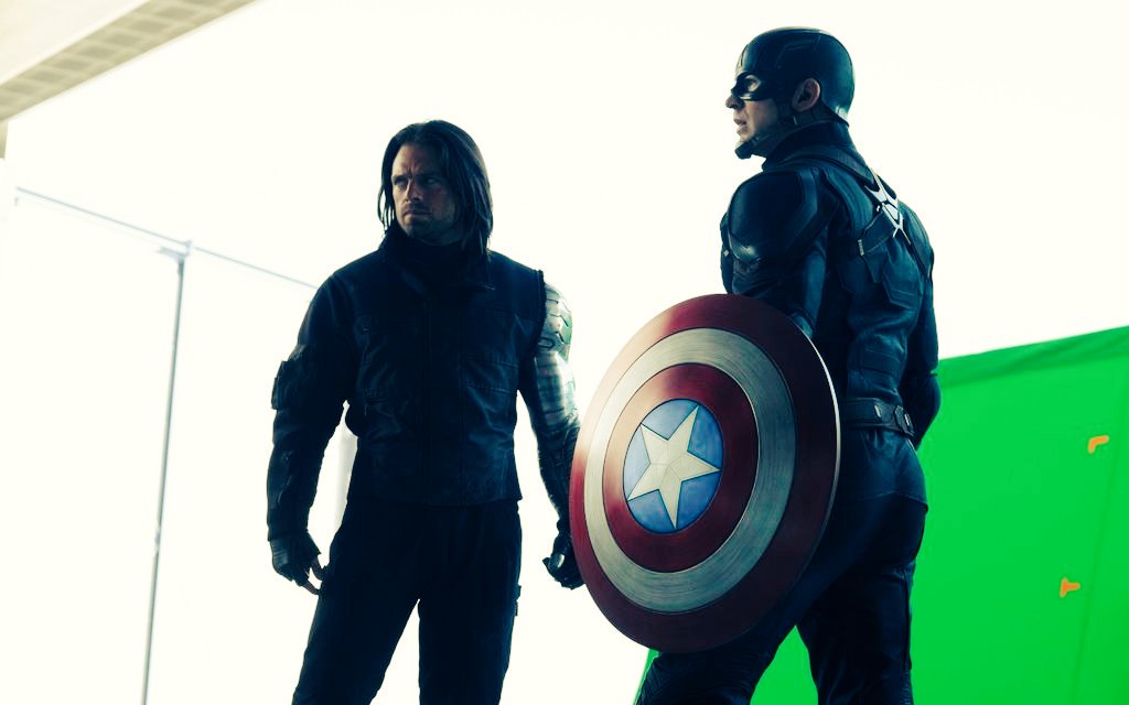 _JamesTWSBarnes's tweet photo. Bucky Barnes (me) with Steve Rogers https://t.co/YBLmo5kazJ
