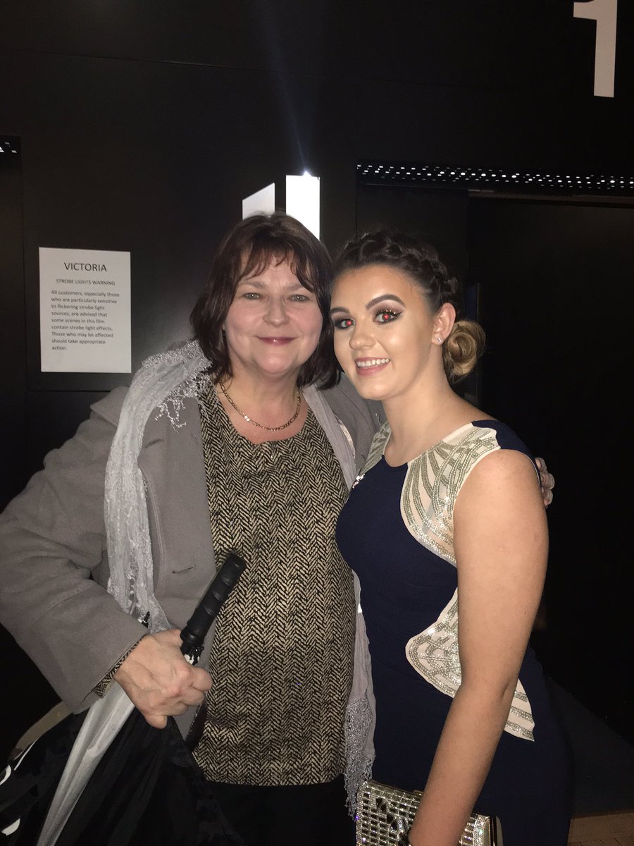 RebeccaWalsh_16's tweet photo. With CEO Rachel of @YSINow at CAST @CastFF #CastFF16 π¬ https://t.co/Hzzek9TT9F