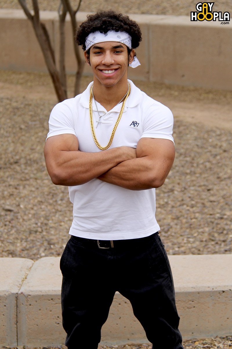 Lorenzo Joseph is just a #teen with an adult sized #dick https://t.co/c1LvQxziUj <-- more pics #gay #muscles