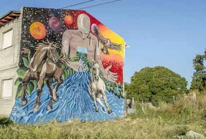 YiraenLP's tweet photo. Entra a la nota hecha a los artistas de la monumental obra en #Azul: https://t.co/i1JjyNh0FJ #streetart #murals #art https://t.co/x6ktHHErSN