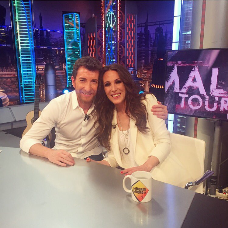 Q bien me lo paso siempre con vosotros!!! Gracias!! <a href="/El_Hormiguero/">El Hormiguero</a>  #MaluEH