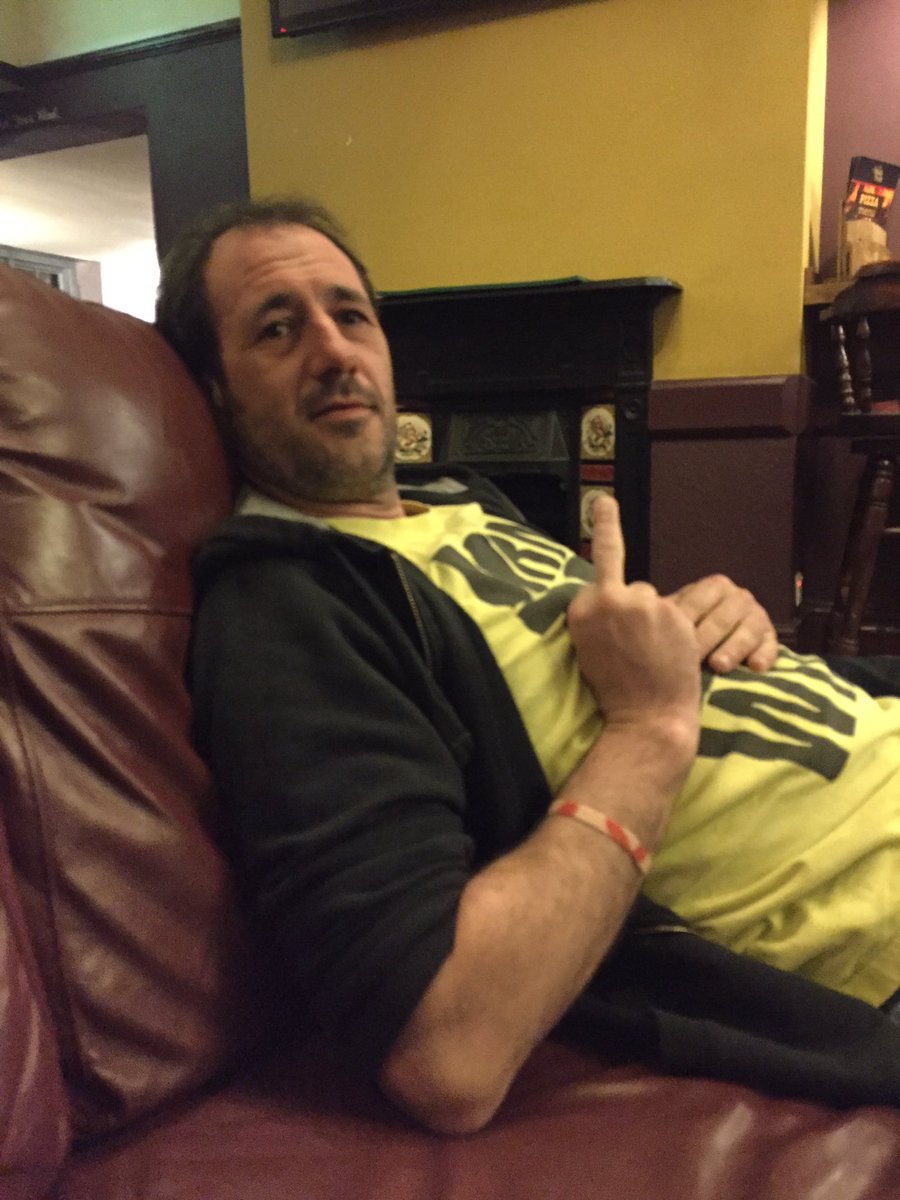 DiamondYasmin's tweet image. @Adam77Small  here again ! #publife #pubfriend 😁 X