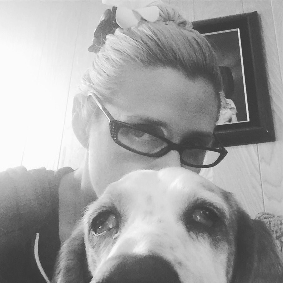 k_westphaln's tweet photo. #NationalPetDay #DroopyGrouper #Glaucoma =leading cause of #blindness in #bassethounds @TheEllenShow @BassetHounds_ https://t.co/St7PyUfzqC