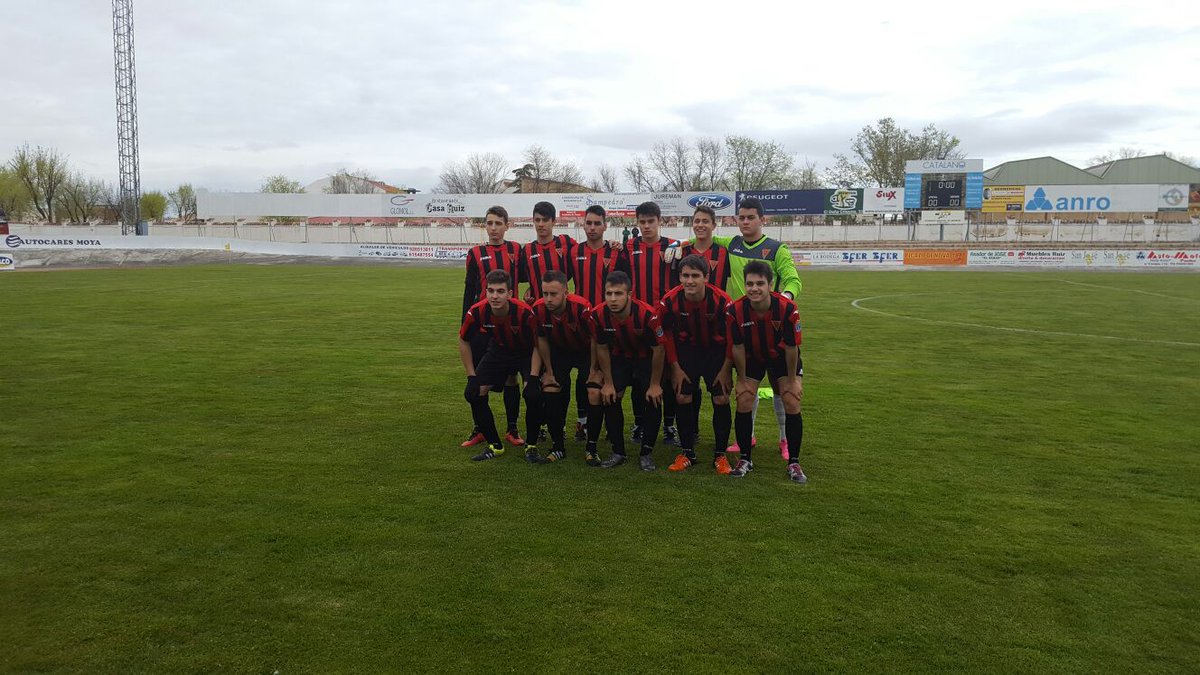 VAybar23's tweet photo. Azuqueca Juvenil Nacional 🏆⚽ https://t.co/JvDBqnoAEo