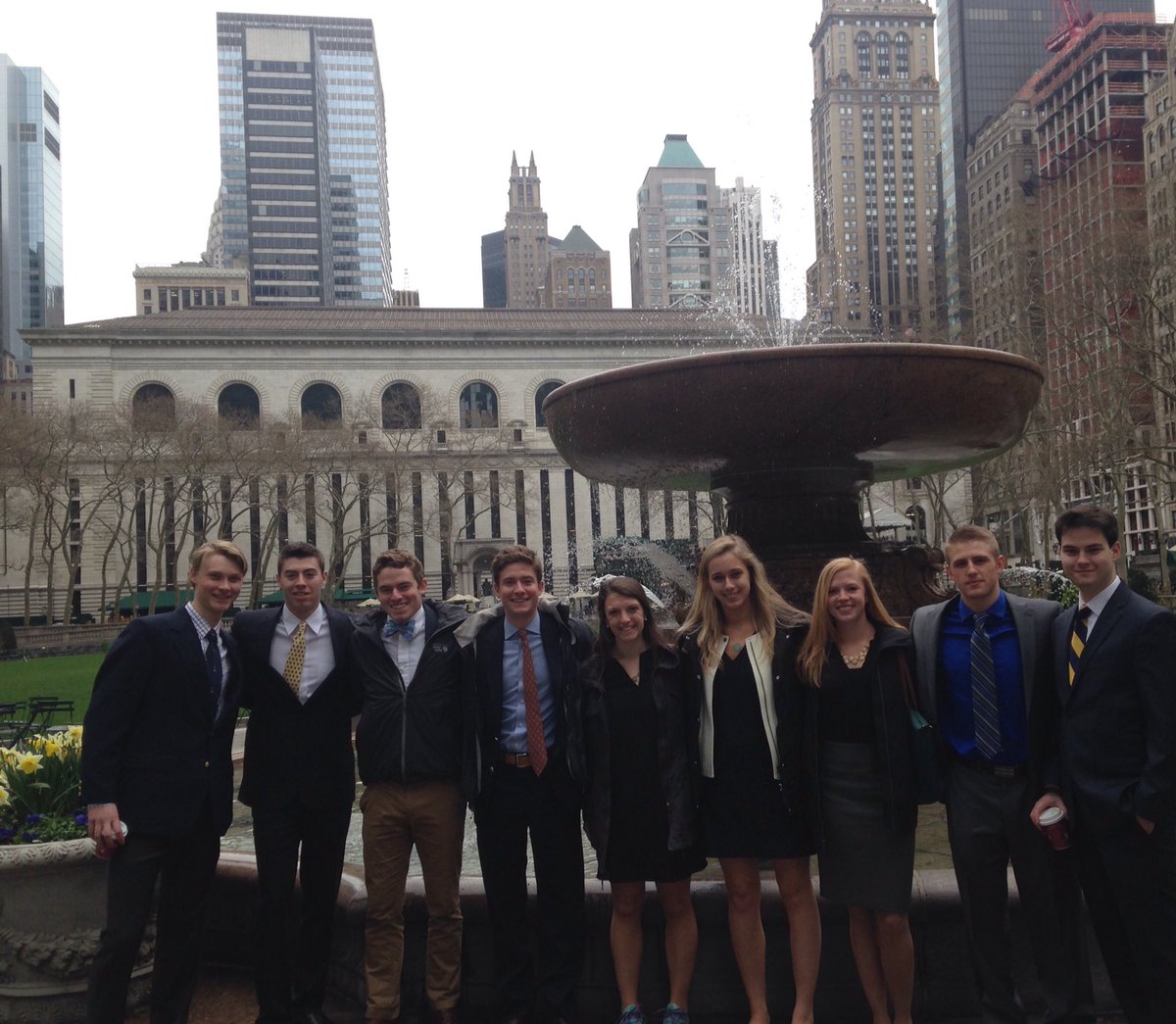 CarleenPallante's tweet photo. Vilas Scholars take on NYC @StLawrenceU #SLUinspired https://t.co/CJ1teUOkcY
