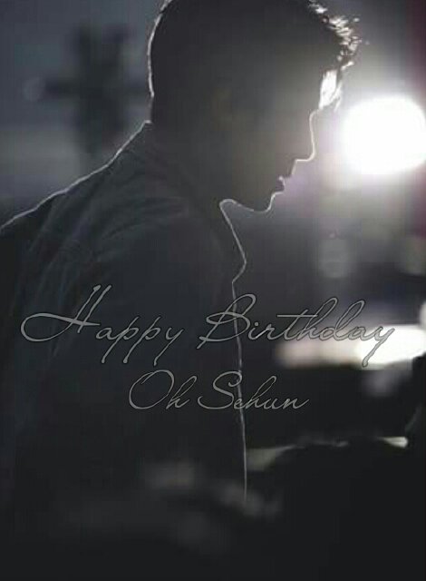 NengBolong's tweet photo. Happy Bday My Bias Oh Sehun , Keep Healthy , be Happy ! Always support you , Thank you For singing ♥ #happySEHUNday https://t.co/9xcxqBmbCd