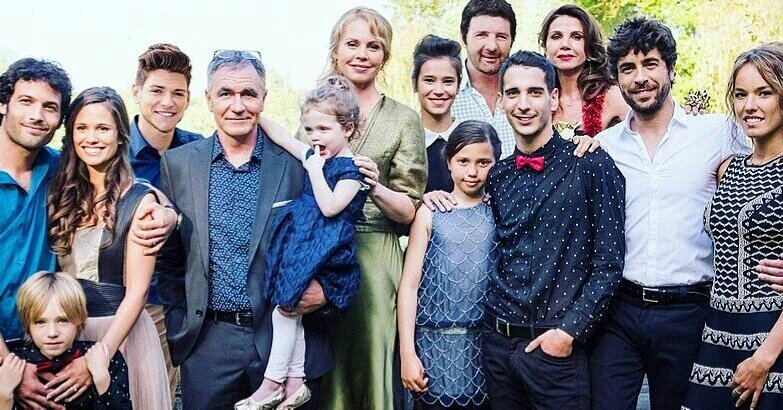 LucieLucasWeb's tweet photo. Une saison au top! Pleine de rires &amp; d'émotions. Vous êtes géniaux. 1 merveilleuse équipe. Vite la saison 7 ;) #Clem https://t.co/p53keOzACy