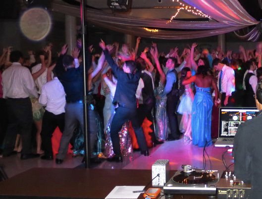 GrooveBoxDJ's tweet image. Awesome Grad Party GrooveBox Entertainment has the DJs &amp;amp;MCs with the music&amp;amp; sounds you need!
grooveboxdj.com