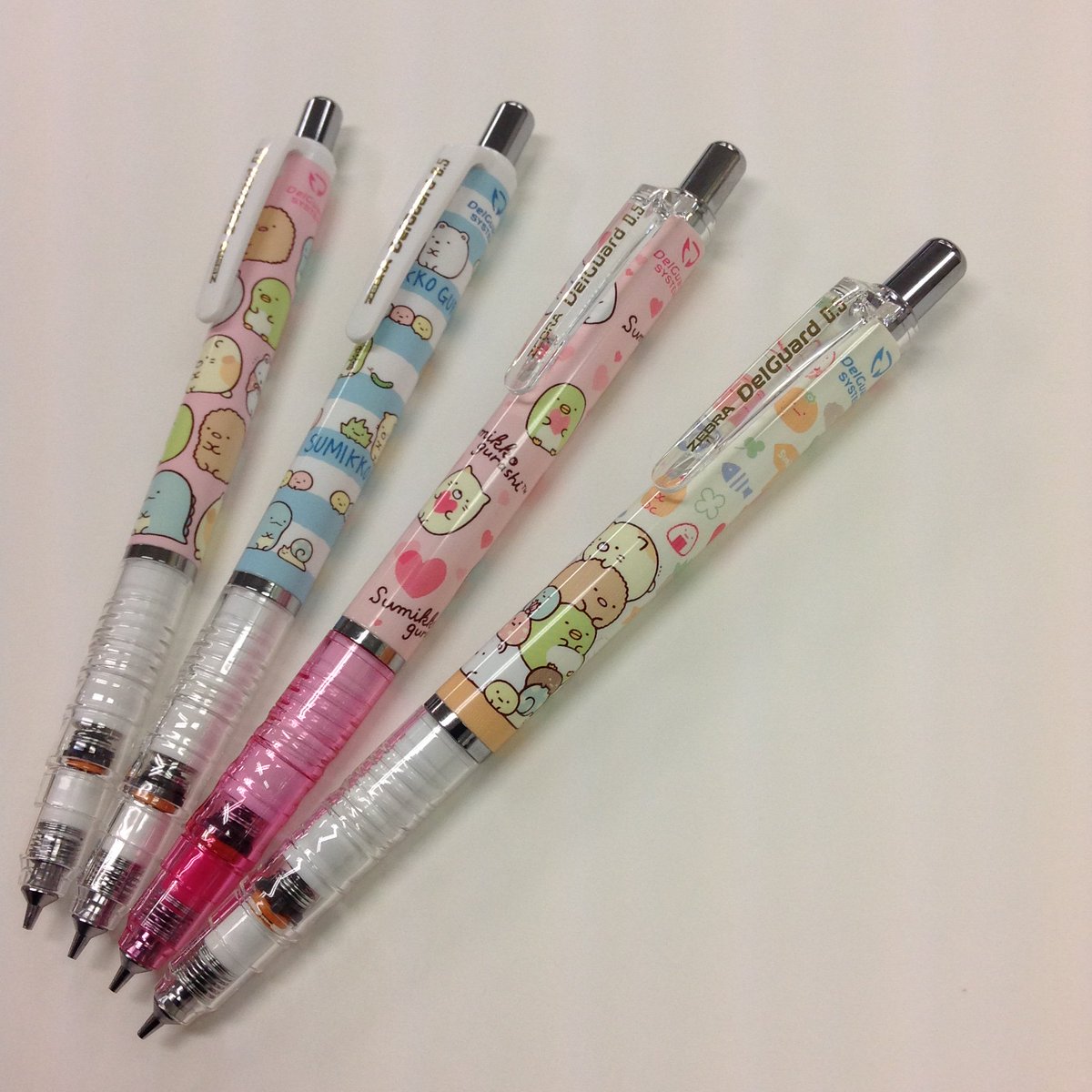 話題の？！デルガードがすみっコぐらしデザインで登場♪芯が折れず、芯