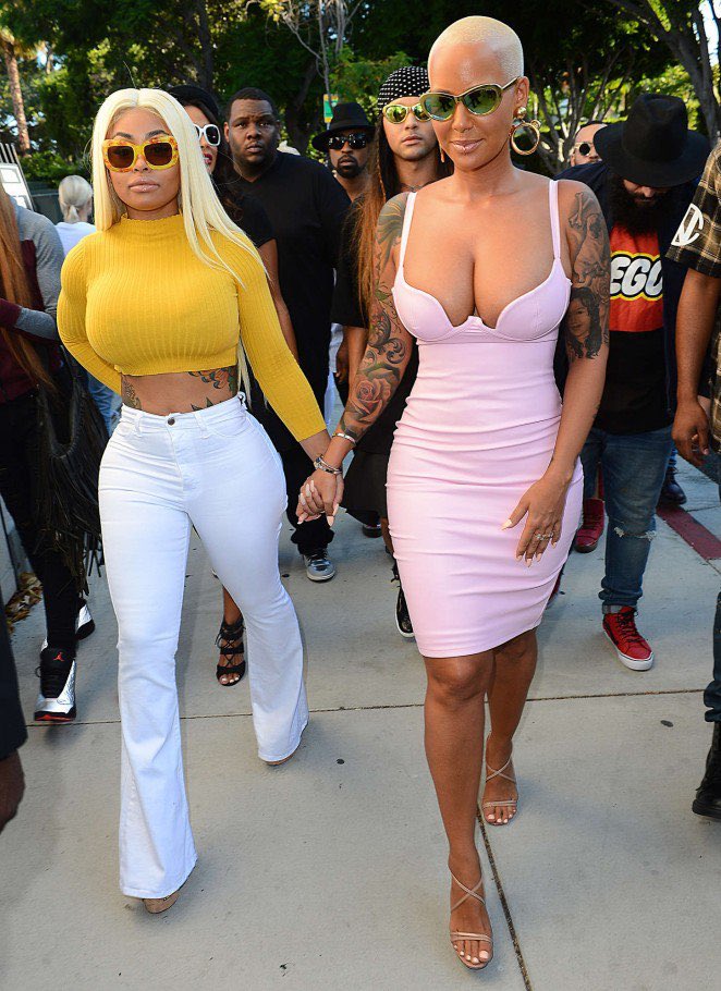 ifxckwithmakeup's tweet photo. 9. Blac Chyna &amp; Amber Rose 💖💖 BFF GOALS 🙌🏼🙌🏼✨💸 https://t.co/qVhP2MSpkU