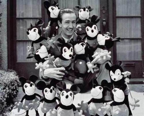What Did  Walt Disney Look Like   Ago 