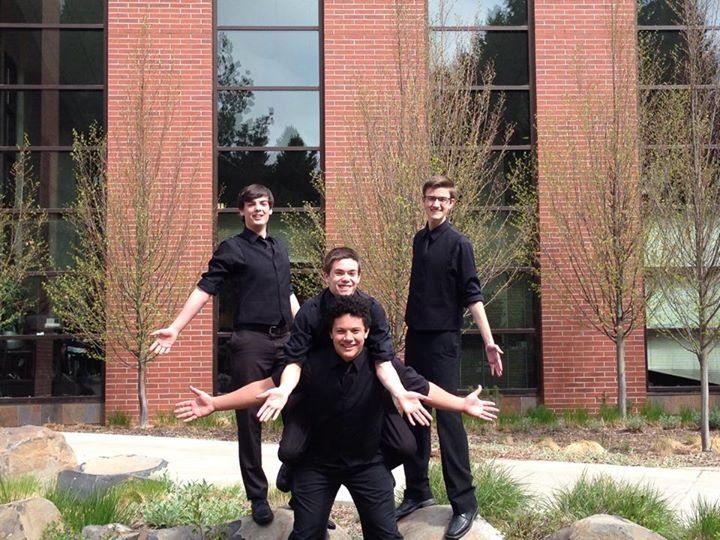 fishafevah0211's tweet photo. Happy #NationalBarbershopQuartetDay to the best guys I will ever know @wakehawk @2LyonsnamedRoss @makani_m https://t.co/wjGXIqBXnk