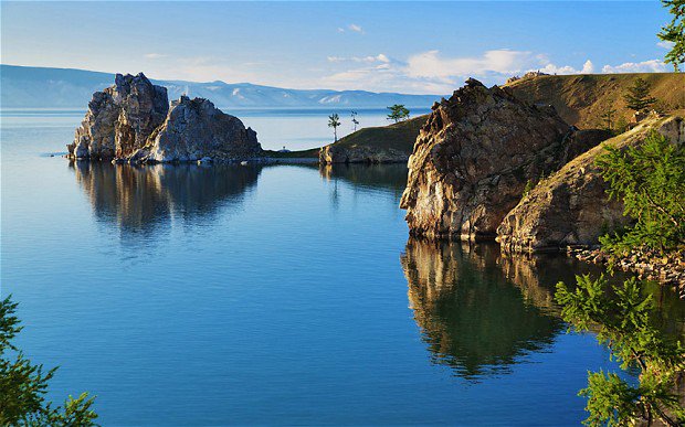 Pearls of Siberia: #DidYouKnow that Lake Baikal contains 20% of the world's freshwater. #nature