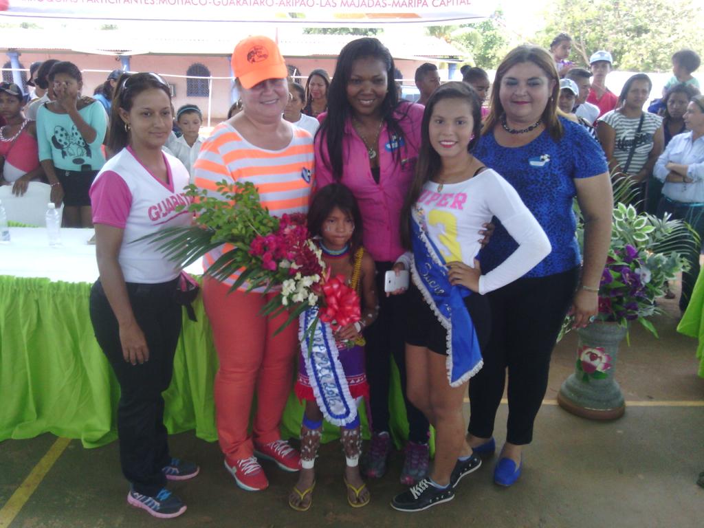 EduFisicBolivar's tweet photo. @EducacionSEDBol@de_efd@briqui05  Inauguración XVIII Juegos Deportivos Fase Municipal Sucre estado Bolívar https://t.co/I5pXSP6nlL