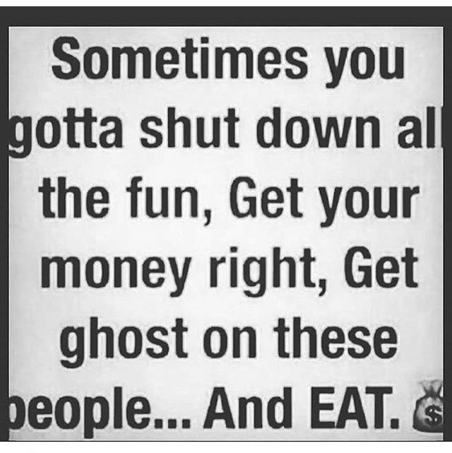 25YMCzar13's tweet photo. Gotta pay to play ... 🍽👻 https://t.co/Yw4NDfWj3u