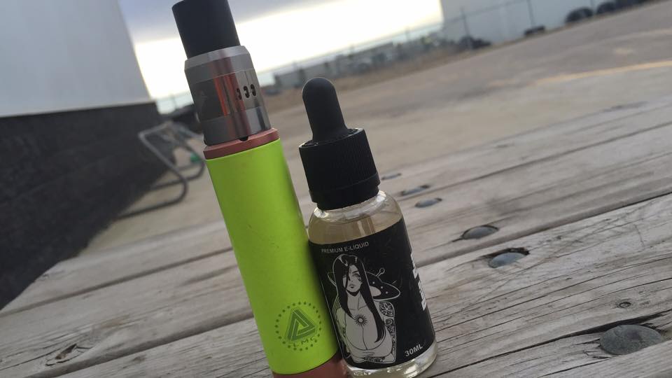 dripfog's tweet photo. Relaxing this evening with #Limitless &amp; Drip Fog MAX VG #AlienCandy. Great Shot ~ Salim.

#Ecigs #VapeLife https://t.co/zhnZdqF8mO