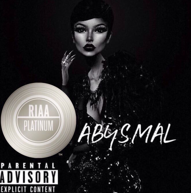 NeshaBankss's tweet photo. Who said we were giving up our empire? We're coming for heads! #MobRecords https://t.co/M4HCBNZxjq